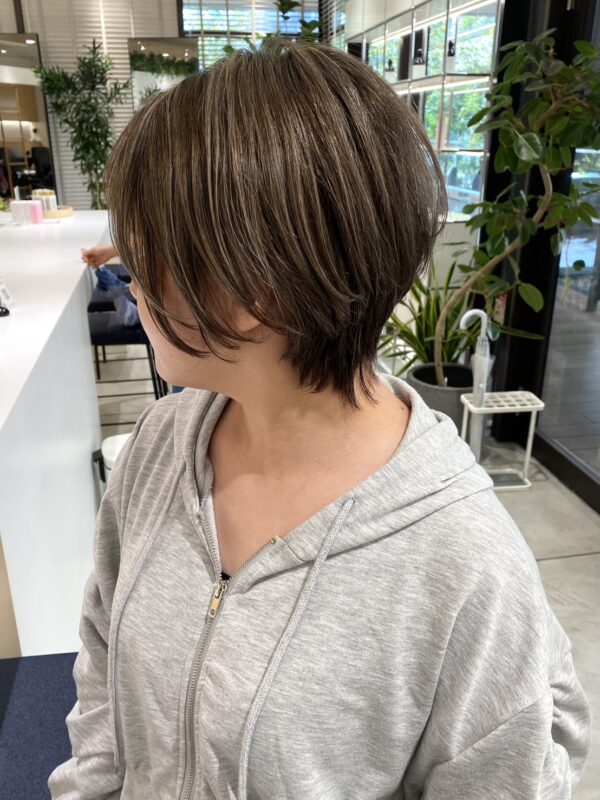 髪の変化を自然にカバー『平沢の大人ショート＆ハイライト』【武蔵小杉店】