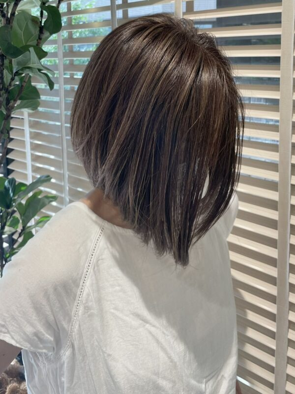 白髪ぼかしは派手にならない方法があるんです！【武蔵小杉店】